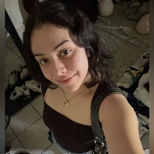 Meet your Posher, Kassandra